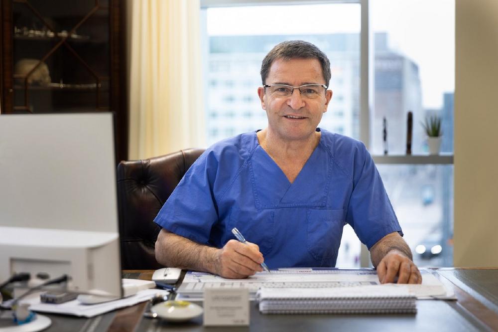 Einer von 30 in Deutschland Leipziger Arzt erneut mit höchstem