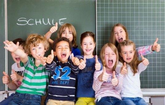 DEVK spendet je 10.000 Euro an 200 Schulen