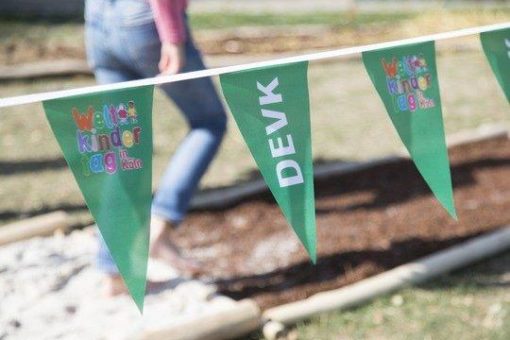 In diesem Jahr ist alles anders: So auch beim Weltkindertag in Köln. Wegen der Corona-Schutzmaßnahmen findet kein großes Fest am Rhein statt, sondern viele kleine in den Kölner Stadtteilen