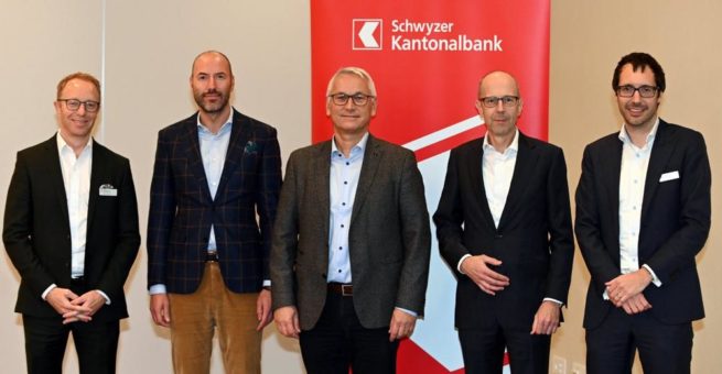 Treuhänder über Steuern, Wirtschaftsdaten und Gesetzgebung informiert