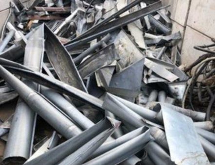 Schrottentsorgung in Duisburg durch professionelle Altmetall Schrotthändler