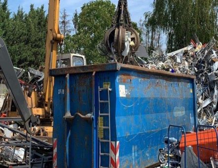 Mit Altmetall lässt sich Geld verdienen durch Schrotthändler wesel kaufen Altmetall an