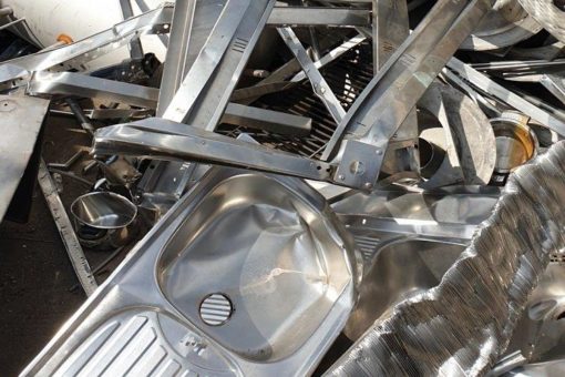 Altmetall loswerden mit schnellste und Beste Service durch Schrotthändler Neuss helfen beim Abtransport