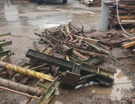 Die Schrottabholung Dinslaken und Umgebung macht es Ihnen leicht, den Altmetallschrott loszuwerden