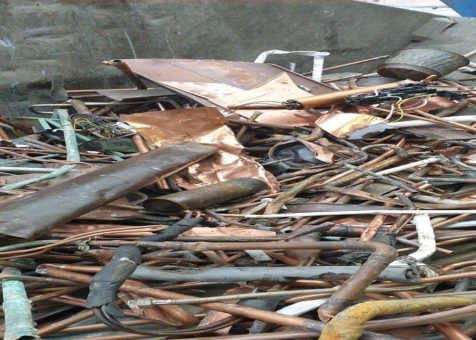 Neben dem kostenlosen Abholen von Schrott besteht mit der & Schrottabholung Solingen