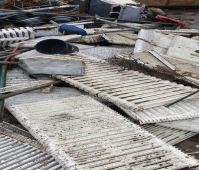 In Solingen: Kostenlos Schrottabholung, schneller Service