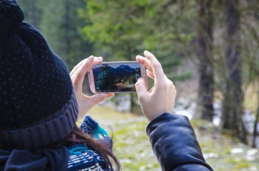 Mit dem Pater auf geheimer Mission: Digitale Natur-Rallye im Tölzer Land