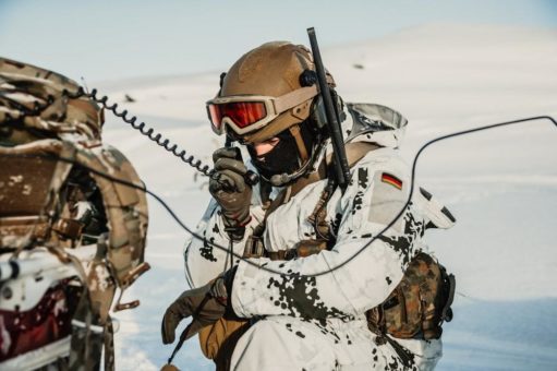 Investition in Digitalisierung: Bundeswehr beauftragt Motorola Solutions mit der Erneuerung der sicherheitskritischen, verlegefähigen Kommunikationsnetze