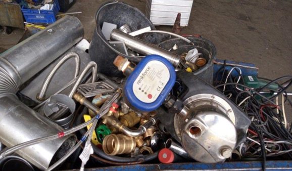 Schrottabholung Iserlohn – Metallschrott beinhaltet wertvolle Rohstoffe, die nicht ungenutzt verfallen sollten