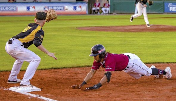 Buchbinder Legionäre siegen im bayerischen Derby