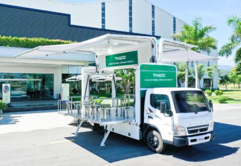 126 FUSO Canter Leicht-Lkw für vietnamesische Covid-19-Impfkampagne