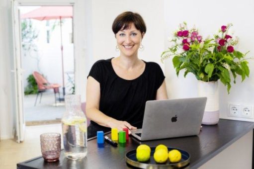 Den inneren Kritiker besiegen mit den Online-Autonomie-Aufstellungen