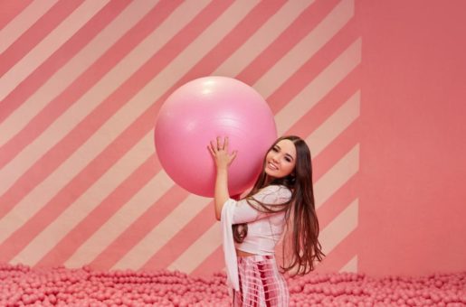 Neuer Podcast „jule be like“ mit Influencerin Jule Nagel