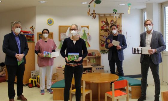 Lions Club: 1.000 Bilderbücher für Kinderklinik