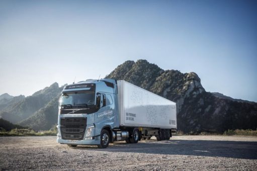 Neue Lkw von Volvo bieten mit LNG die Leistung eines Diesels bei 20 bis 100 Prozent geringerem CO2-Ausstoß