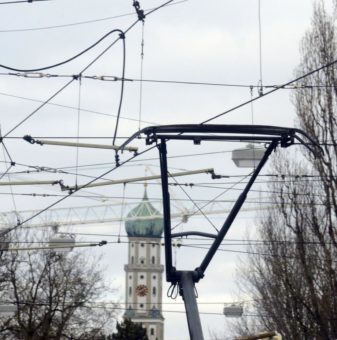 Mit Fett und Schneepflug gegen Eis und Schnee: Die Winterdienste der swa