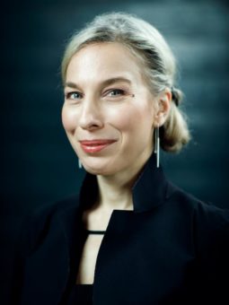 Nicole Braunger bleibt Operndirektorin am STAATSTHEATER KARLSRUHE