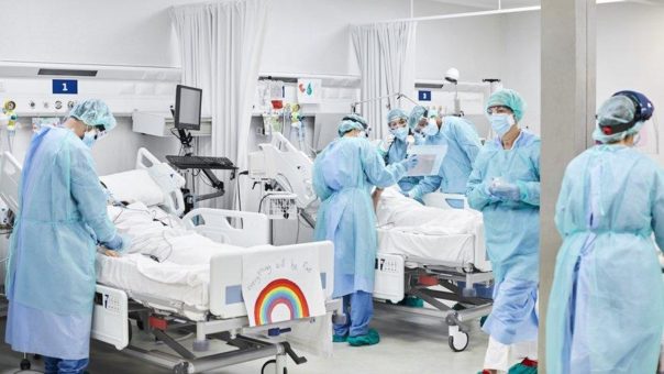 Omikron bringt Gesundheitssystem wohl nicht an die Grenzen