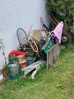 Entrümpeln durch Schrotthändler in Düren