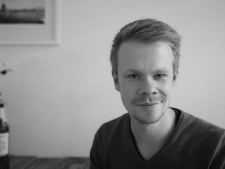 Der Journalist Marius Elfering erhält den Publizistenpreis der deutschen Bibliotheken 2022