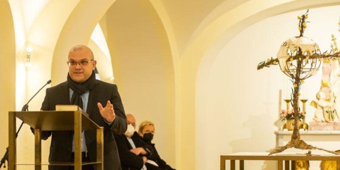 Kirchen beten für den Frieden während der Münchener Sicherheitskonferenz sowie in Berlin und Kiew