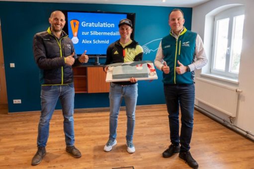 OBERSTDORF · KLEINWALSERTAL BERGBAHNEN feiern Silbermedaille mit Alex Schmid