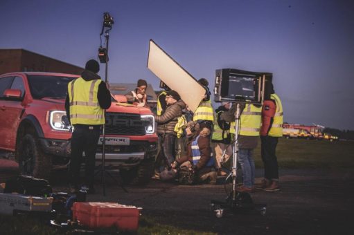 „Flug, Kamera, Action!“- ein Blick hinter die Kulissen des  spektakulären Stunt-Videos mit neuem Ford Ranger Raptor