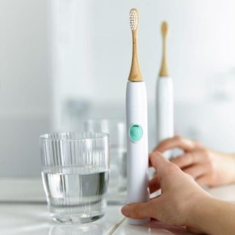 Endlich nachhaltig UND elektrisch Zähne putzen – passende Aufsätze aus Bambus von truemorrow