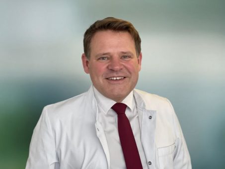 Roboter-Spezialist wird neuer Chefarzt der Chirurgie Prof. Perez wechselt aus dem UKE in die Asklepios Klinik Altona