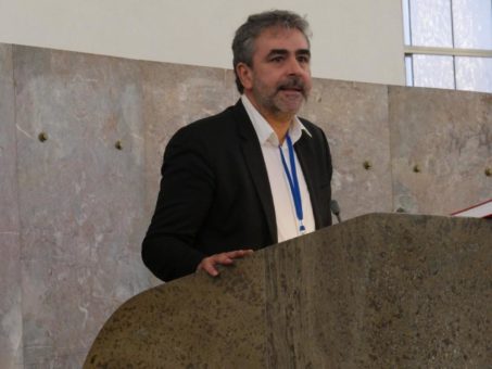 „Im Zweifel immer für die Freiheit des Wortes“: Deniz Yücel neuer PEN-Präsident / Ergebnisse der Präsidiumswahlen bekanntgegeben