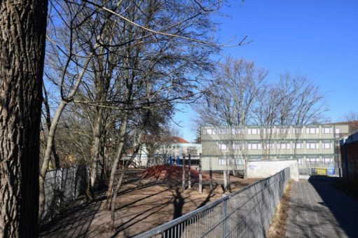 Baubeginn für Interimsbau als Erster Meilenstein für Henry-Dunant-Schule