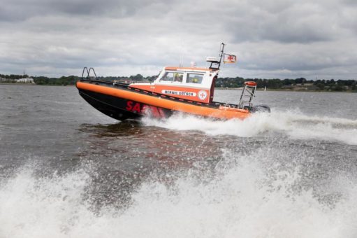 Seenotretter befreien drei Mädchen auf der Schlei aus akuter Gefahr