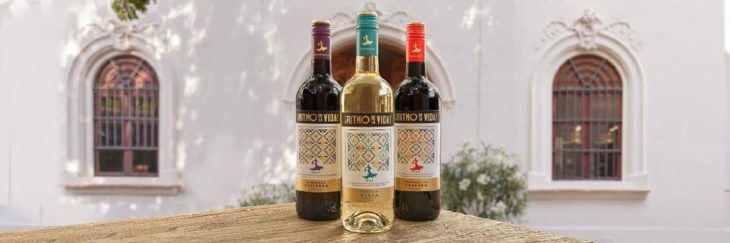 Mit Gold ausgezeichnet: Die erst kürzlich gelaunchte spanische Weinlinie ¡Ritmo de la Vida! überzeugt die Jury in Weinwettbewerben