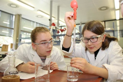 Ferienprogramm im explorhino und Girls’Day an der Hochschule Aalen