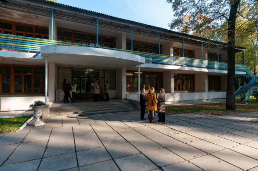 Adventistische Kirche in der Ukraine organisiert Evakuierungen