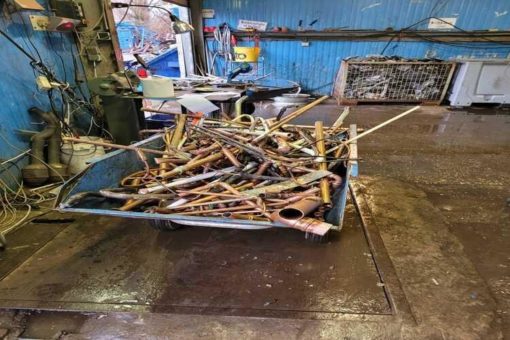 Für Entsorgung des alten Eisen und Metall.durch schrotthändler Dortmund