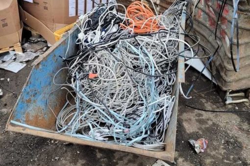 Schrott entsorgen in Schrotthändler Detmold: Metall aller Art abholen lassen