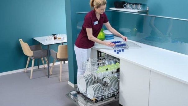 Miele-Frischwasserspüler verbessern die Hygiene und erleichtern den Alltag in Senioreneinrichtungen