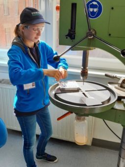 Mädchen für Technik-Camp in Kooperation mit Diehl sorgt für Einblick in die technische Berufswelt