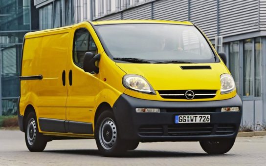 Stets zu Liefer-Diensten: Der Opel Vivaro feiert 20. Geburtstag