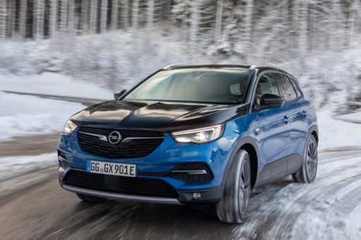 Der Berg ruft: Elektroautos von Opel mit großen Stärken im Gebirge