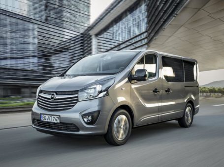 Preise stehen fest: Die neuen Opel-Großraum-Vans Vivaro Combi+ und Tourer