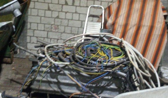 Der Schrotthändler Moers holen Ihren Metall- und Elektroschrott ab