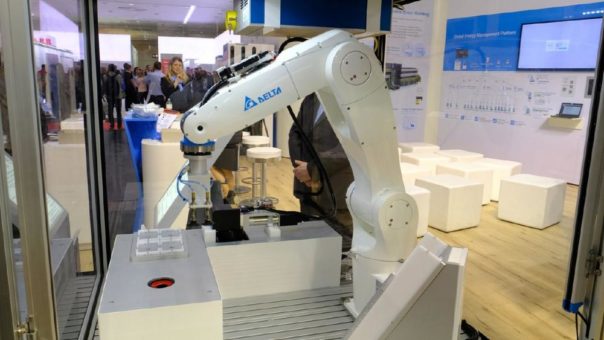 Delta präsentiert Smart Manufacturing mit integriertem IIoT und Roboterlösungen auf der Hannover Messe 2017