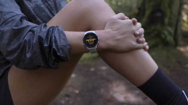 Pünktlich zum Global Running Day: Garmin präsentiert die neuen Lauf- und Triathlon Uhren-Serien Forerunner 255 und Forerunner 955