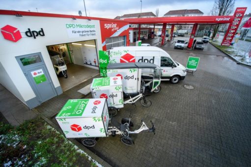 Vorfahrt für den Klimaschutz: DPD startet gemeinsam mit ONO, Swobbee und Sprint ein Mobility-Hub in Berlin
