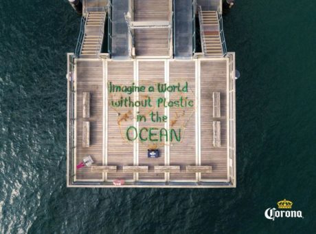 Stell dir eine Welt ohne Plastik vor: Corona Extra hilft die Meere von Abfall zu befreien