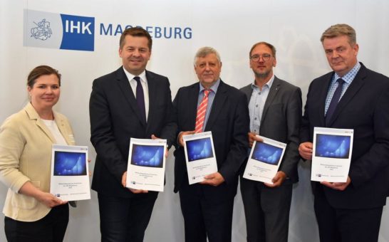 IHK Magdeburg übergibt „Wirtschaftspolitische Positionen“ an die Politik