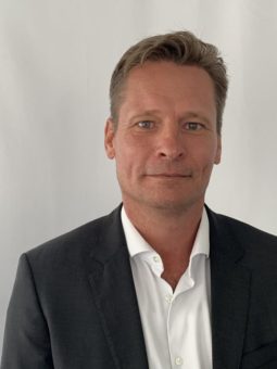 Vorstand der Oberflächentechnik kooptiert Ralf Mosbacher