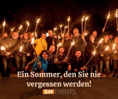 Ein Sommer, den Sie nie vergessen werden: Schnappen Sie sich dieses Jahr noch Ihr unvergessliches Sommerfest! In den bayerischen Bergen, in royaler Umgebung oder in unserer PartyTram